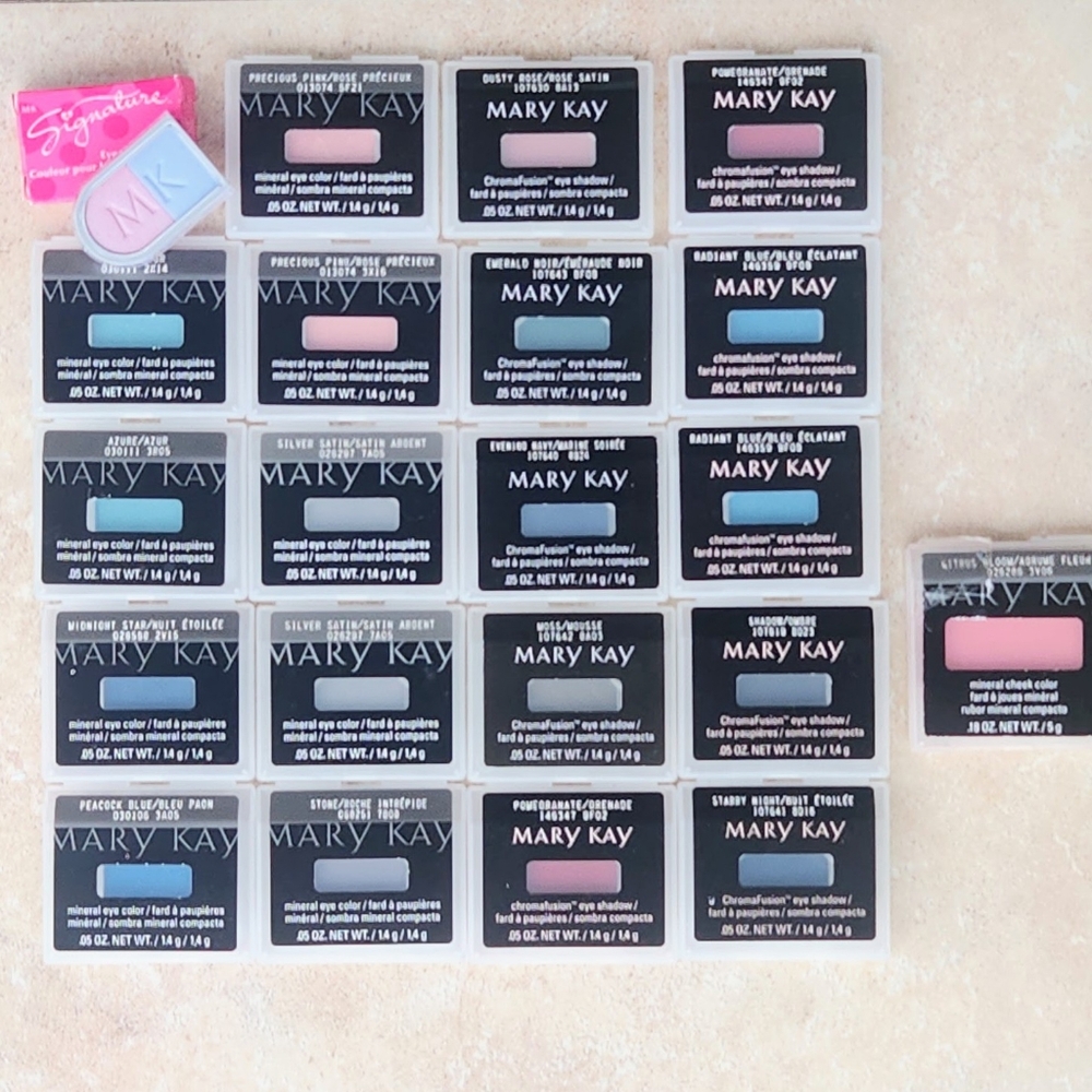 Mary Kay Mixed Lot 20.NEW Mineral Eye Color, ChomoFusion & Signature EyeShadows